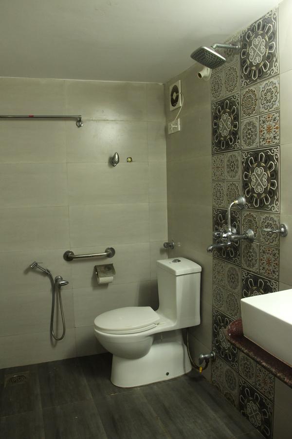 Hotel M R Manfred 칼랑굿 외부 사진