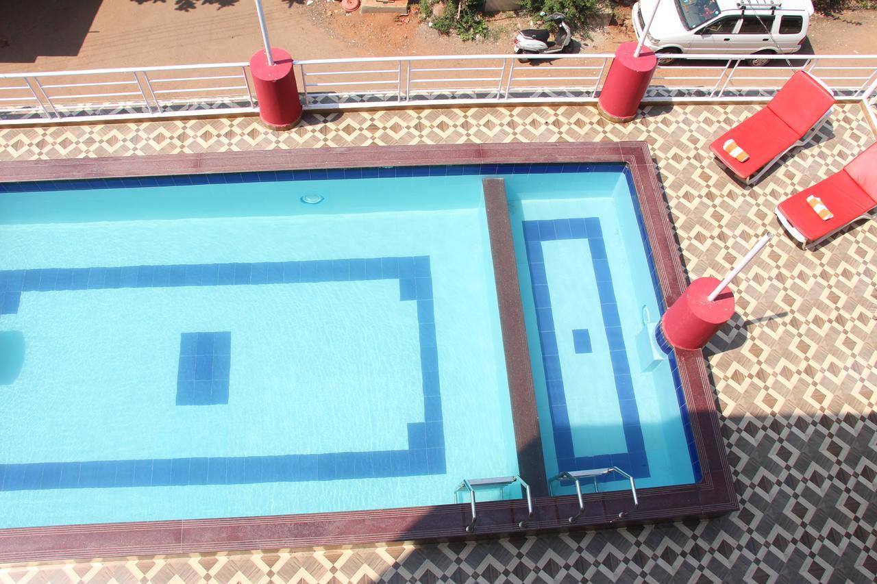 Hotel M R Manfred 칼랑굿 외부 사진