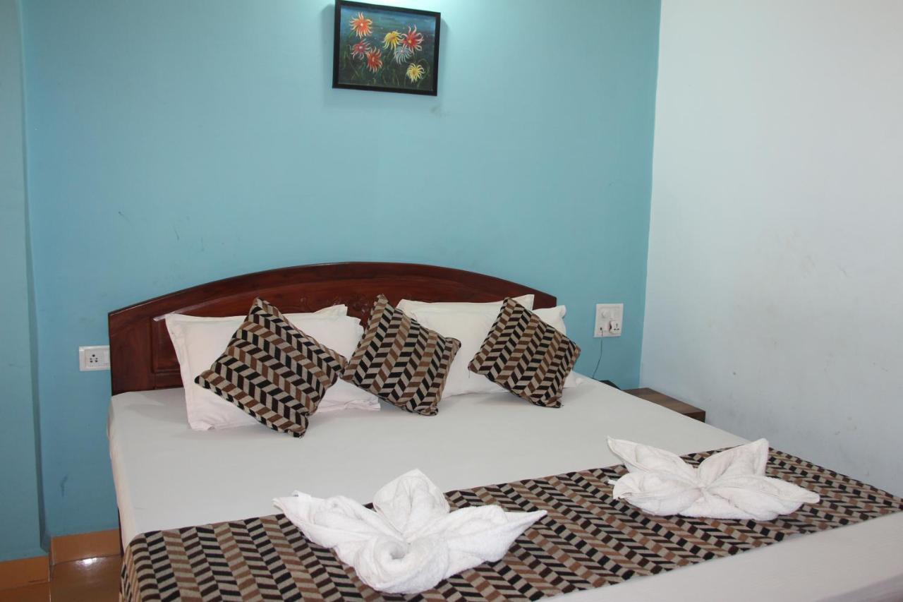 Hotel M R Manfred 칼랑굿 외부 사진