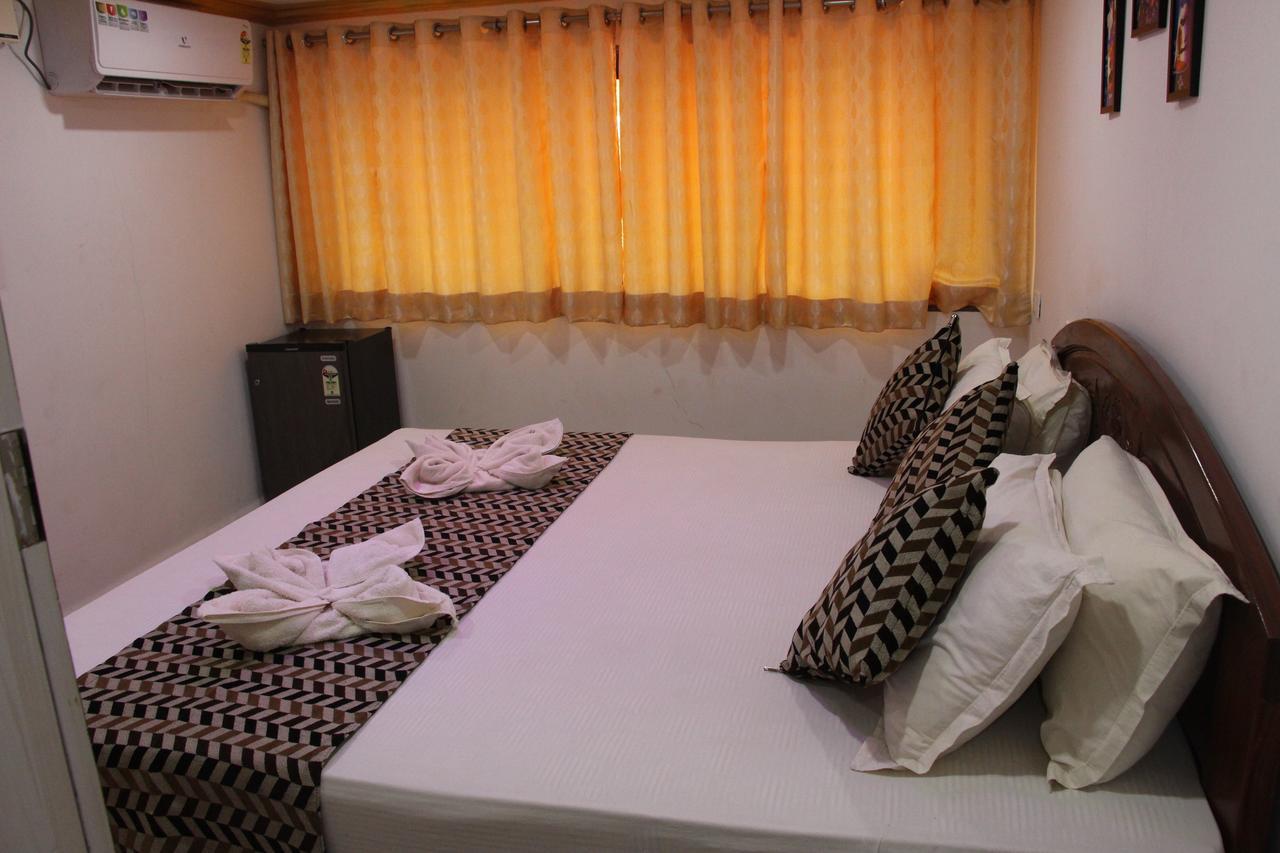 Hotel M R Manfred 칼랑굿 외부 사진